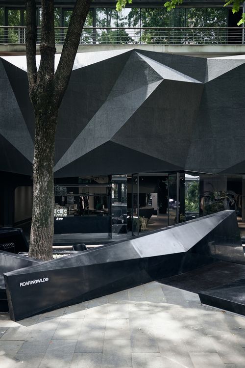 2023年4月新店盤點 觀夏江蘇首店 美圖公司 代數學家首家聯名咖啡廳 中國首家愛馬仕專賣店重裝開業